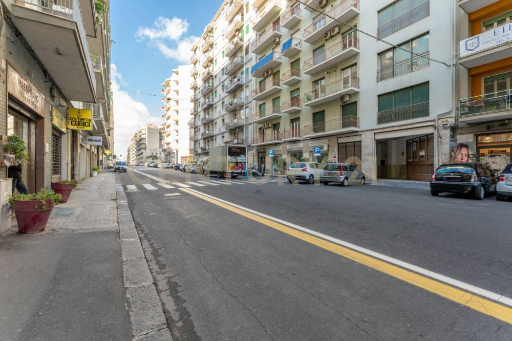 locale di sgombero in vendita a Catania in zona Picanello