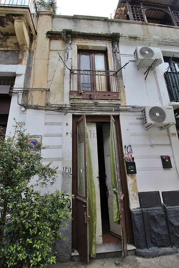 casa indipendente in vendita a Catania