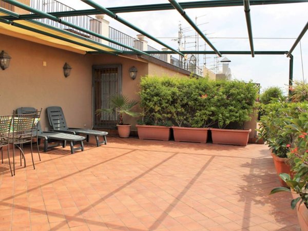 appartamento in vendita a Catania in zona Picanello