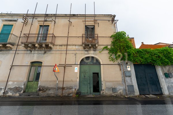 casa indipendente in vendita a Catania