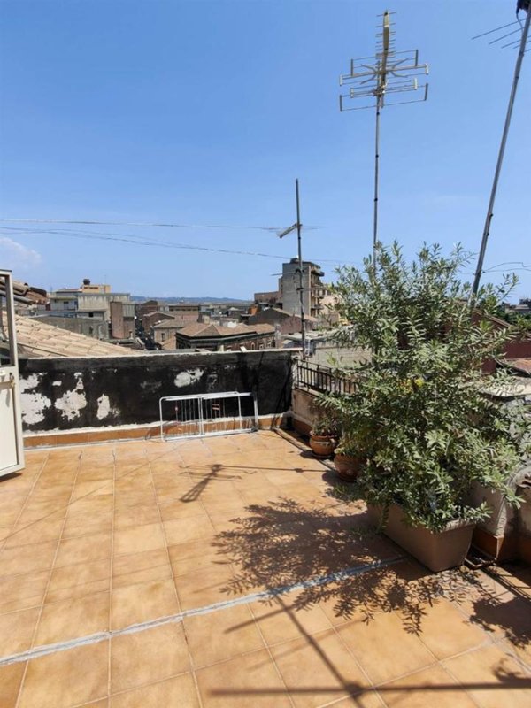 appartamento in vendita a Catania in zona Centro Storico