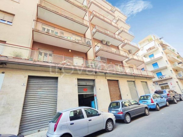 negozio in vendita a Catania