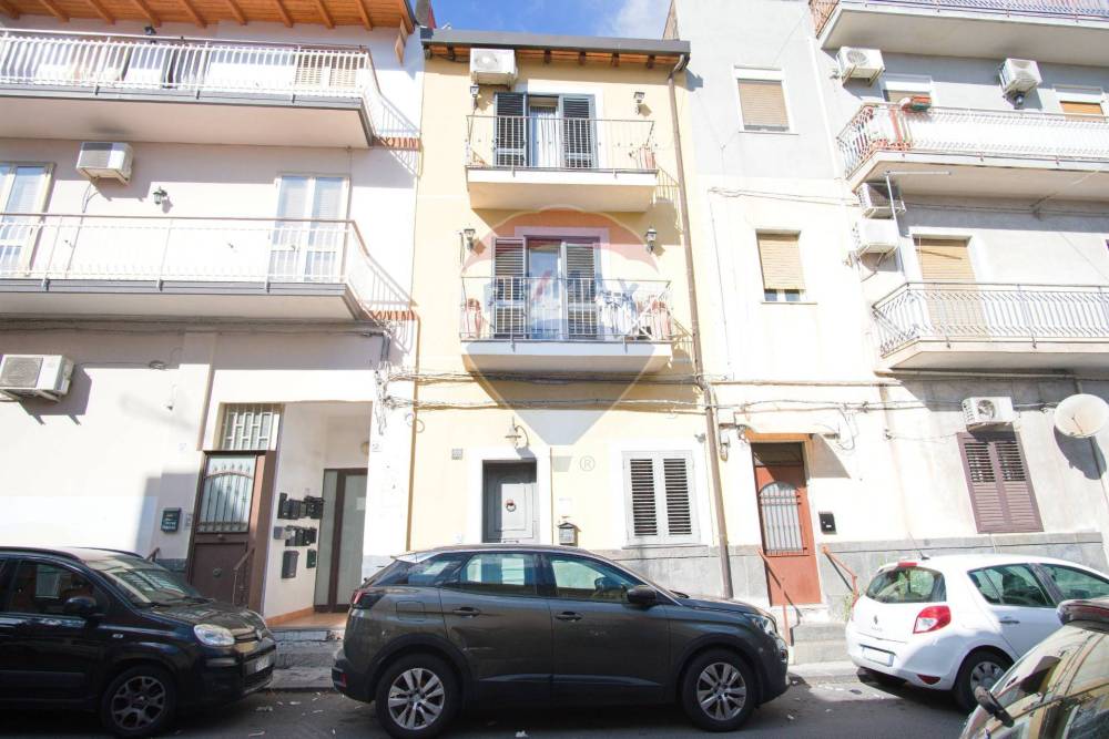 casa indipendente in vendita a Catania in zona Picanello
