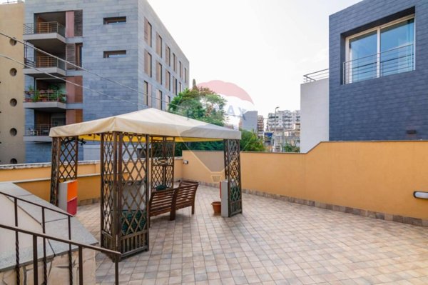 casa indipendente in vendita a Catania in zona Ognina