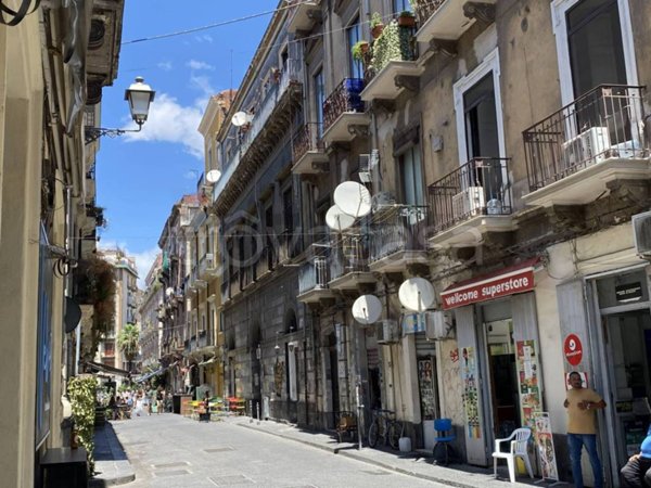 negozio in vendita a Catania in zona Centro Storico