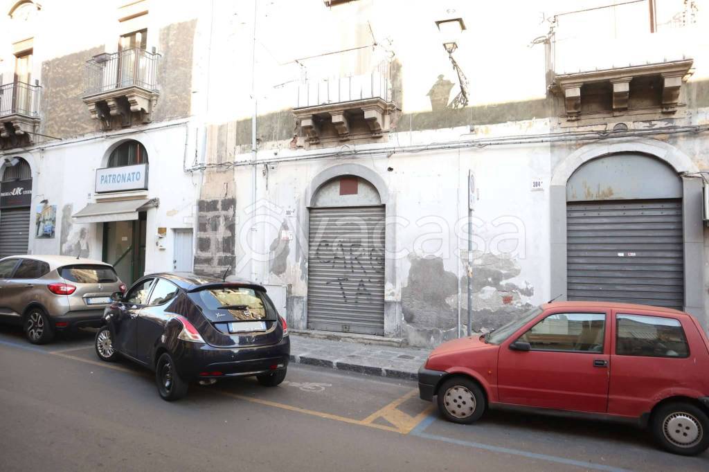 negozio in vendita a Catania in zona Centro Storico