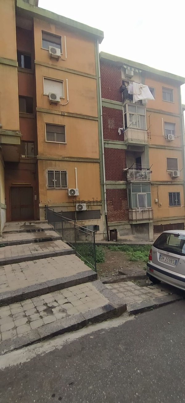 appartamento in vendita a Catania in zona San Leone