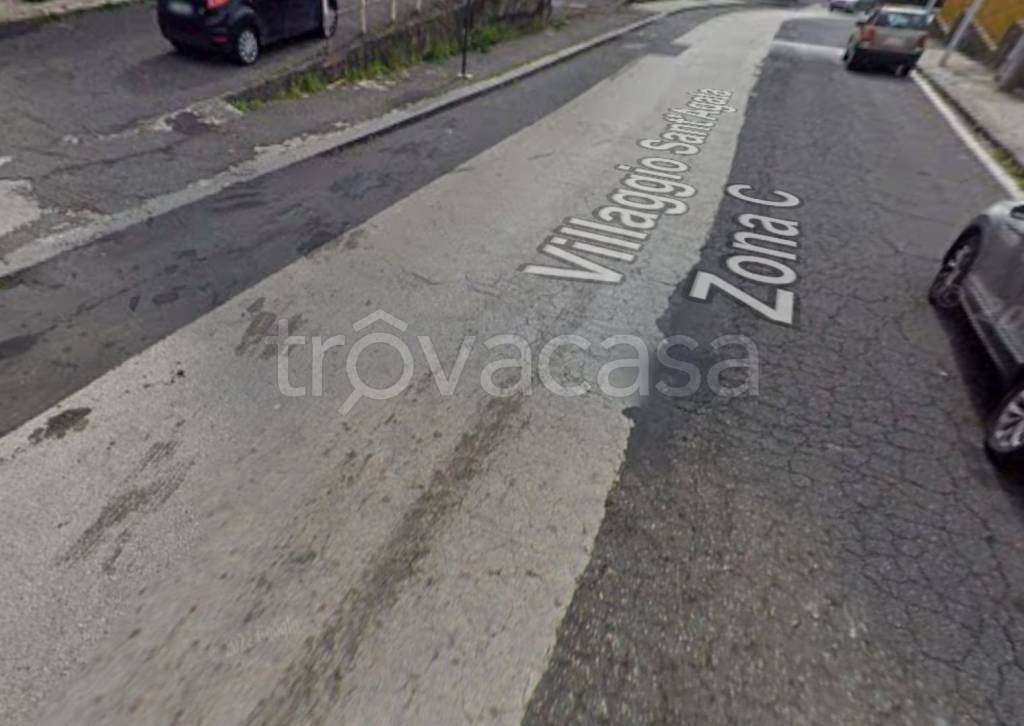 appartamento in vendita a Catania in zona Villaggio Sant'Agata