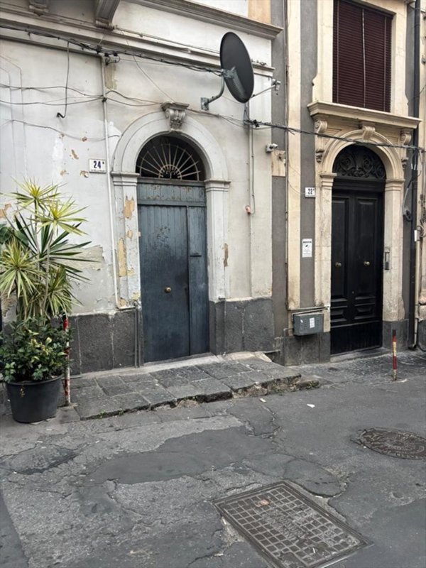 appartamento in vendita a Catania in zona Centro Storico