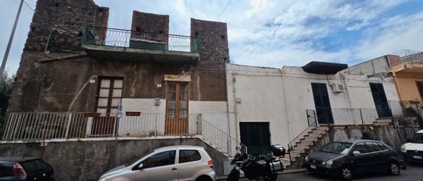 casa indipendente in vendita a Catania in zona Picanello
