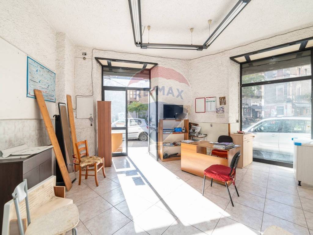 locale commerciale in vendita a Catania in zona Centro Storico