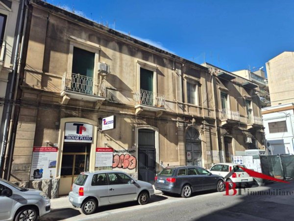 appartamento in vendita a Catania in zona Picanello