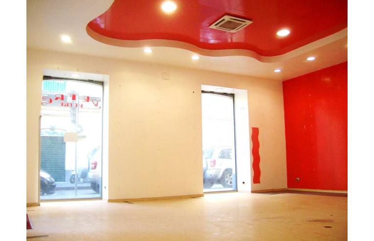 negozio in vendita a Catania in zona Centro Storico