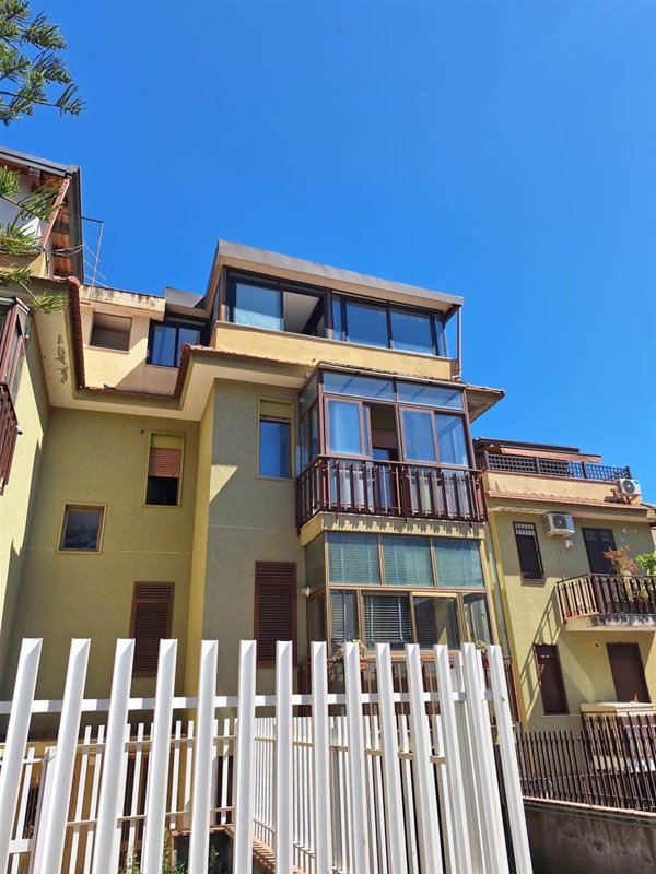 appartamento in vendita a Catania in zona Picanello