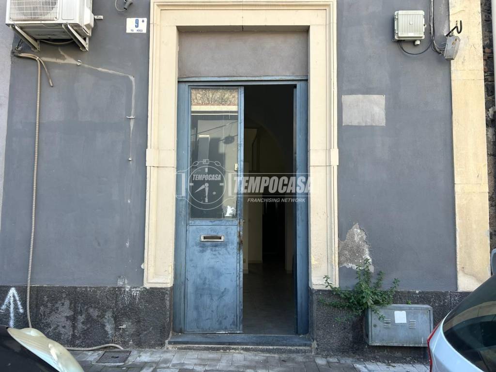 appartamento in vendita a Catania in zona Picanello
