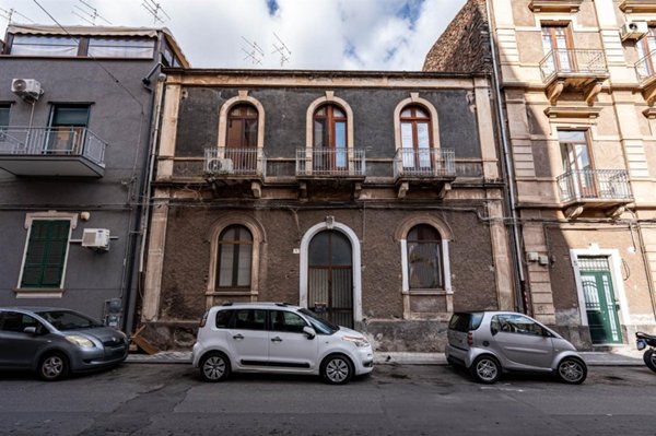 appartamento in vendita a Catania in zona Picanello