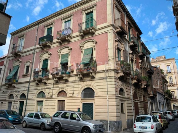 appartamento in vendita a Catania in zona Centro Storico