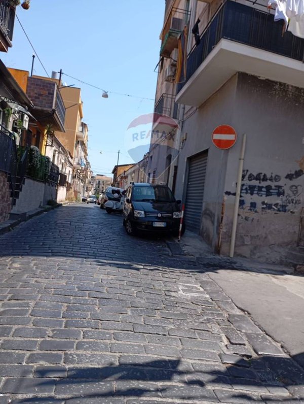 appartamento in vendita a Catania in zona Centro Storico