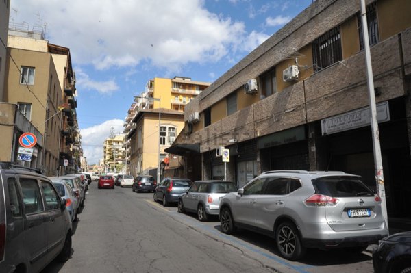 locale commerciale in vendita a Catania in zona Picanello