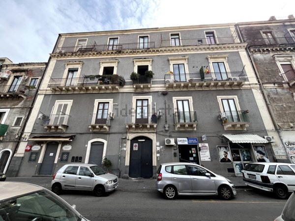 appartamento in vendita a Catania in zona Centro Storico