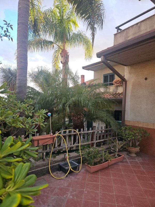 casa indipendente in vendita a Catania in zona San Nullo
