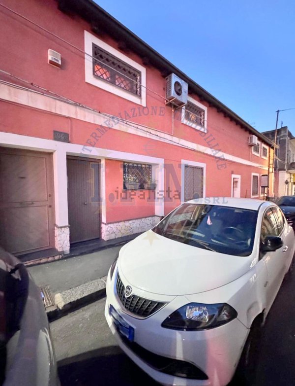 appartamento in vendita a Catania in zona Barriera del Bosco