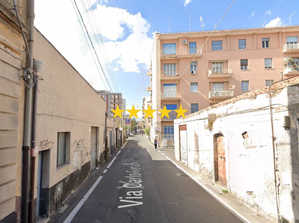 casa indipendente in vendita a Catania in zona Centro Storico