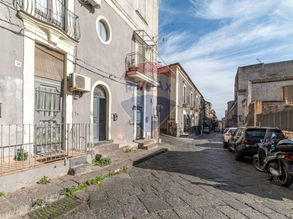 appartamento in vendita a Catania in zona Centro Storico