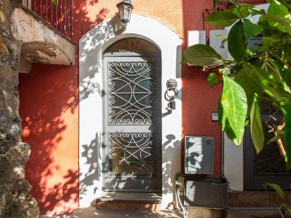 casa indipendente in vendita a Catania in zona Centro Storico