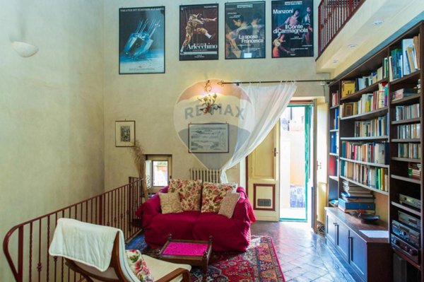 casa indipendente in vendita a Catania in zona Centro Storico