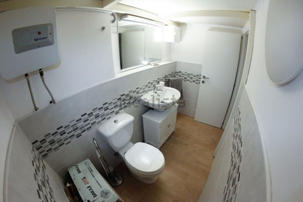 locale commerciale in vendita a Catania