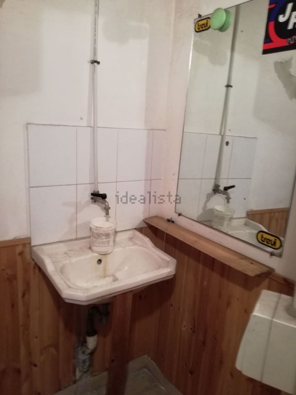 locale commerciale in vendita a Catania in zona Centro Storico