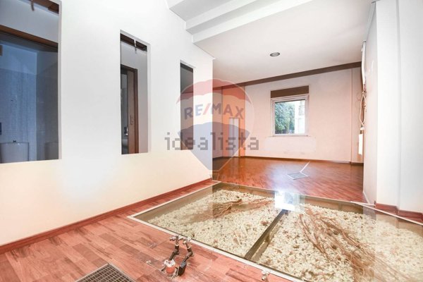 locale commerciale in vendita a Catania in zona Picanello