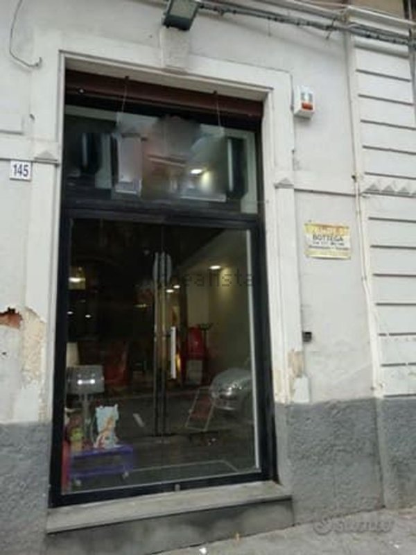 locale commerciale in vendita a Catania in zona Centro Storico