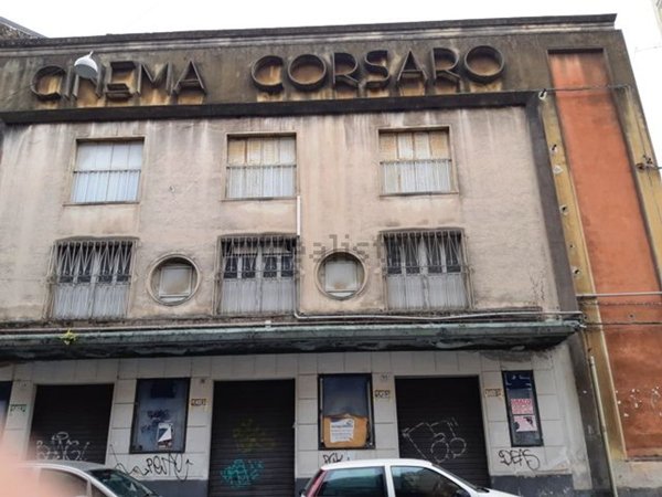 intera palazzina in vendita a Catania