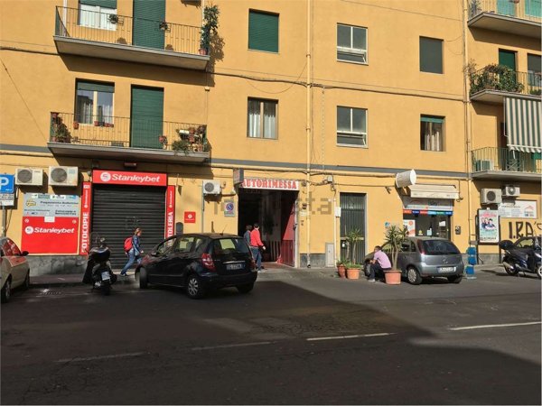 ufficio in vendita a Catania in zona Cibali