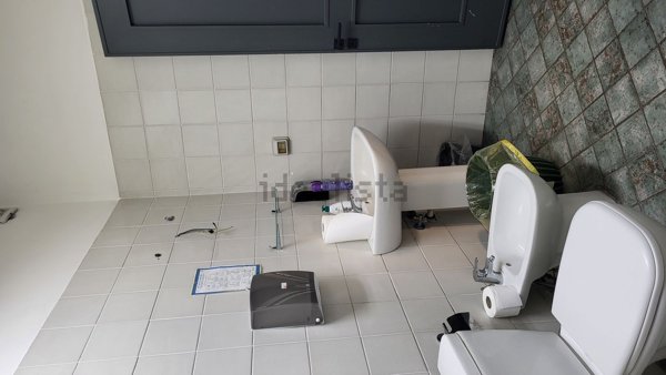 ufficio in vendita a Catania in zona Ognina