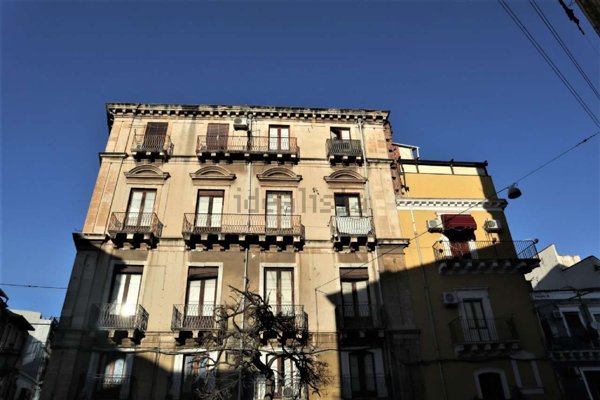 appartamento in vendita a Catania in zona Centro Storico