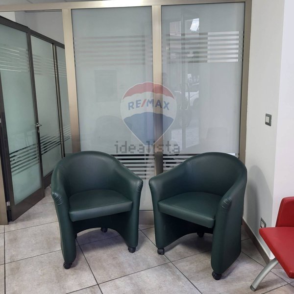 locale commerciale in vendita a Catania