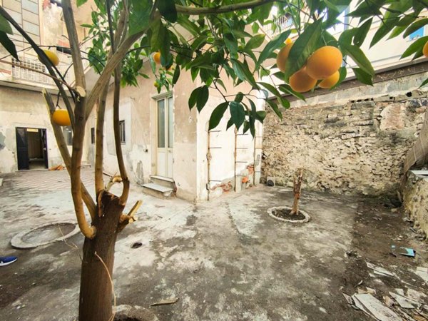 appartamento in vendita a Catania in zona San Leone