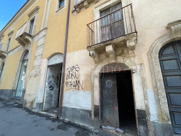 casa indipendente in vendita a Catania in zona Centro Storico