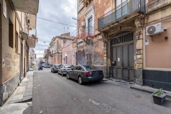 appartamento in vendita a Catania in zona Centro Storico