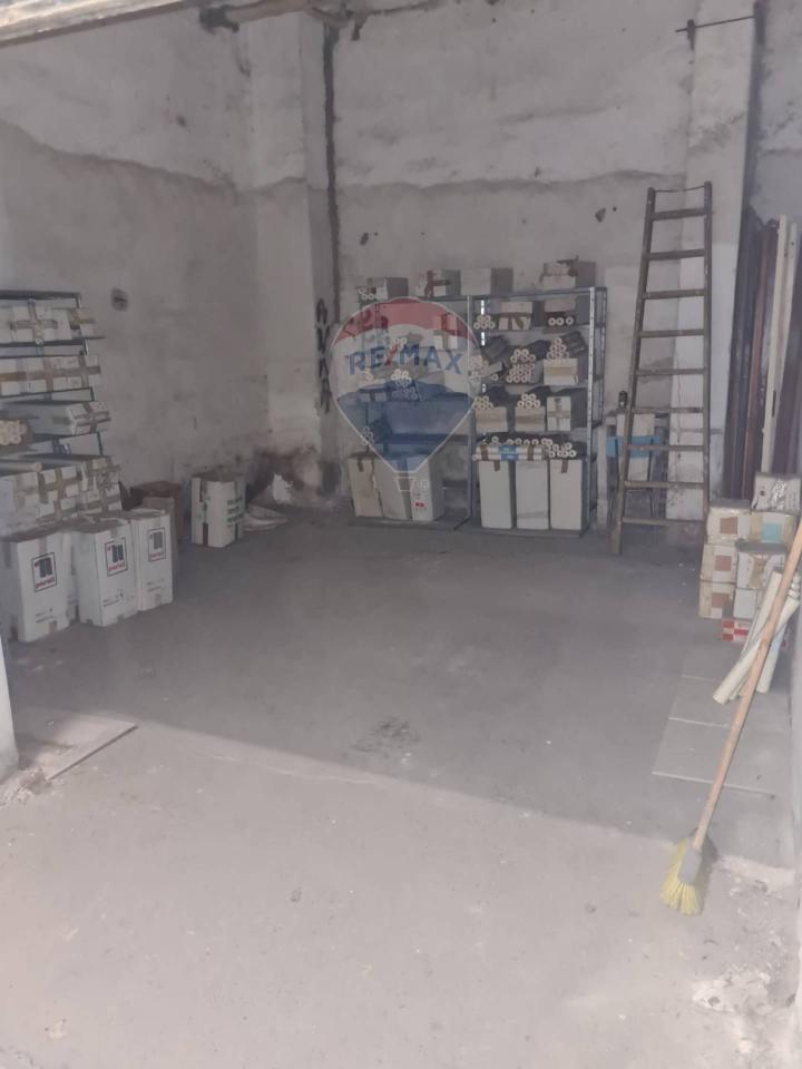 negozio in vendita a Catania in zona Centro Storico