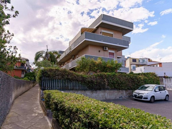 appartamento in vendita a Catania in zona Canalicchio
