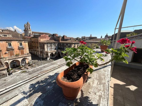 appartamento in vendita a Catania in zona Centro Storico