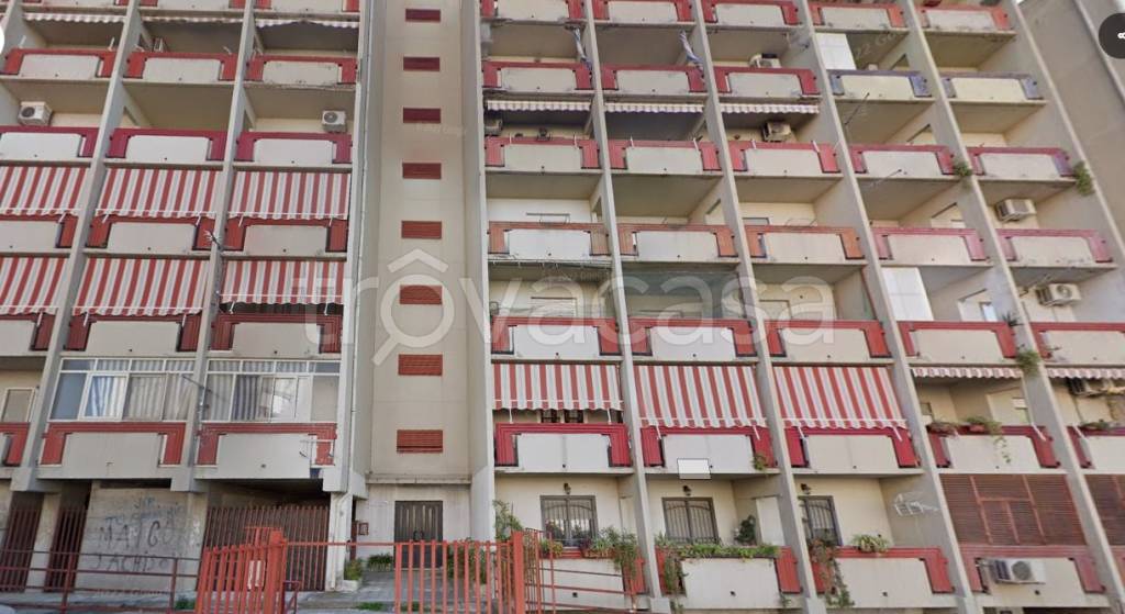 appartamento in vendita a Catania in zona Villaggio Sant'Agata