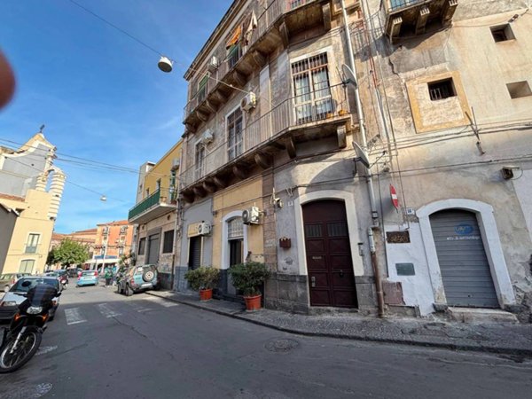 appartamento in vendita a Catania in zona Centro Storico