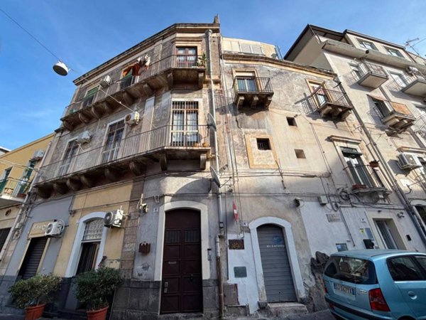 appartamento in vendita a Catania in zona Centro Storico