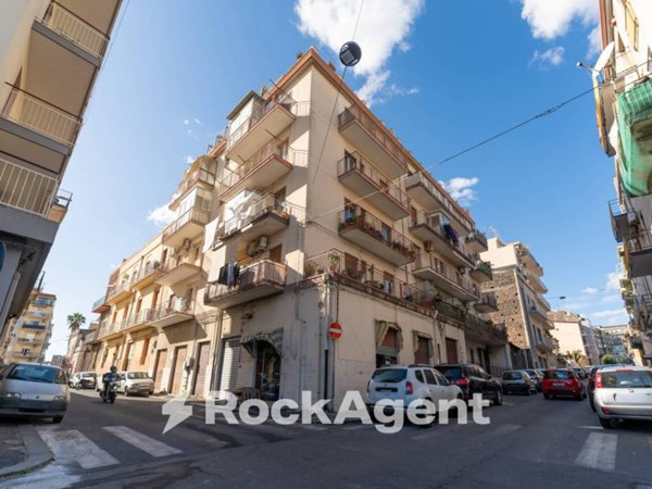 appartamento in vendita a Catania in zona Picanello
