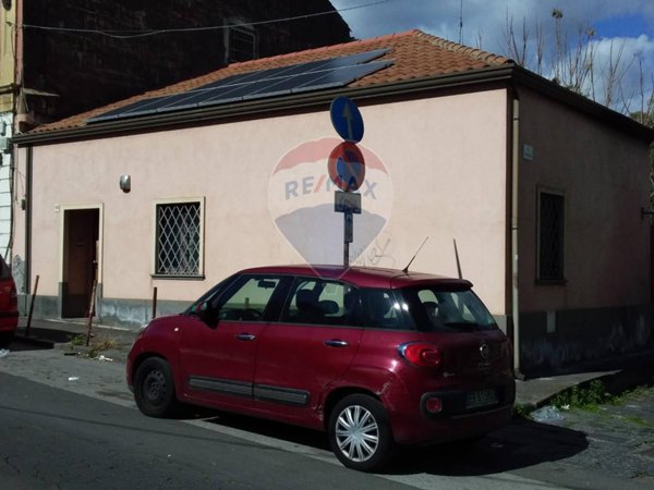 casa indipendente in vendita a Catania in zona Cibali